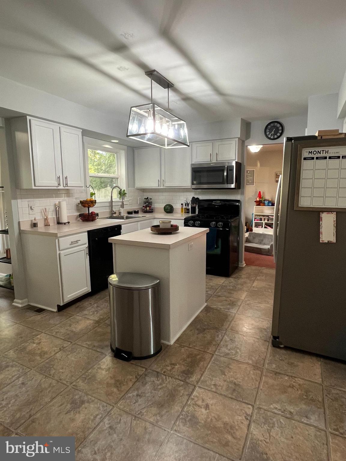 21 Chevy Chase Road Sicklerville, NJ 08081 - Photo 16 of 41 Gallery Image 16