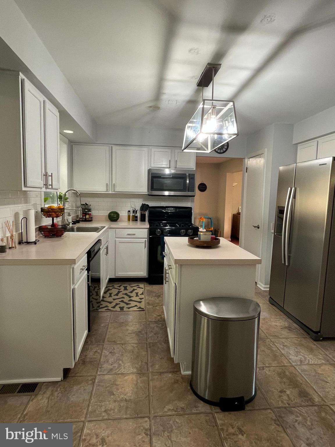 21 Chevy Chase Road Sicklerville, NJ 08081 - Photo 18 of 41 Gallery Image 18