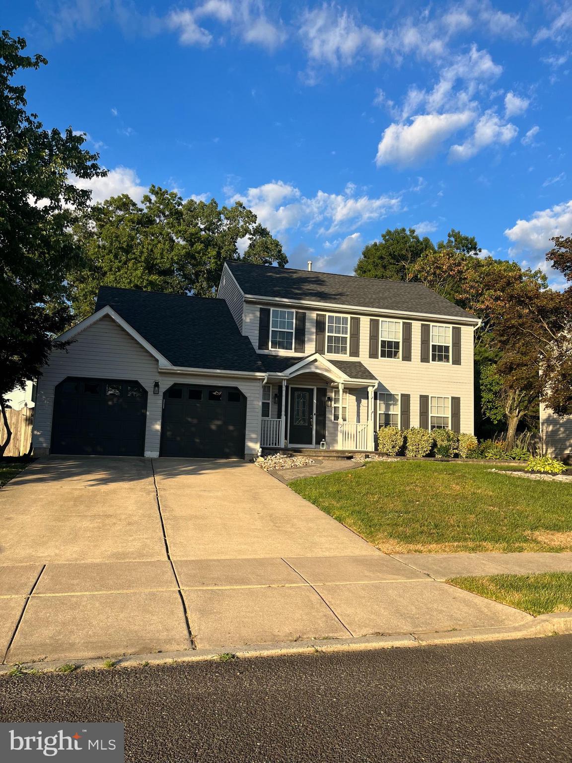 21 Chevy Chase Road Sicklerville, NJ 08081 - Photo 2 of 41 Gallery Image 2