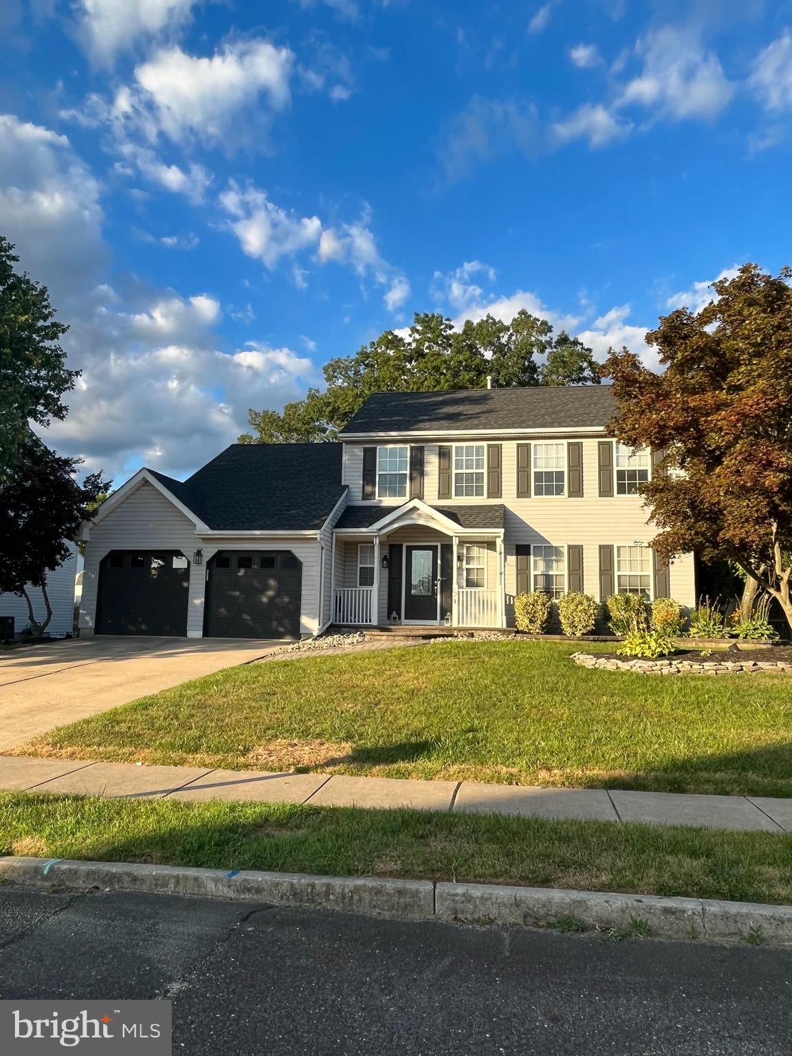 21 Chevy Chase Road Sicklerville, NJ 08081 - Photo 3 of 41 Gallery Image 3