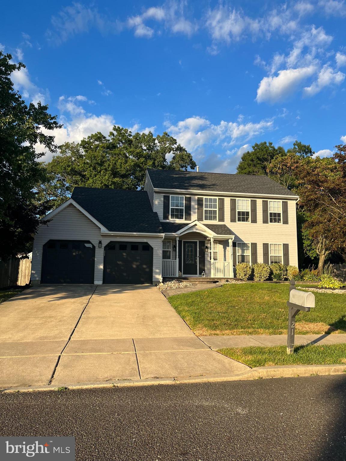 21 Chevy Chase Road Sicklerville, NJ 08081 - Photo 5 of 41 Gallery Image 5