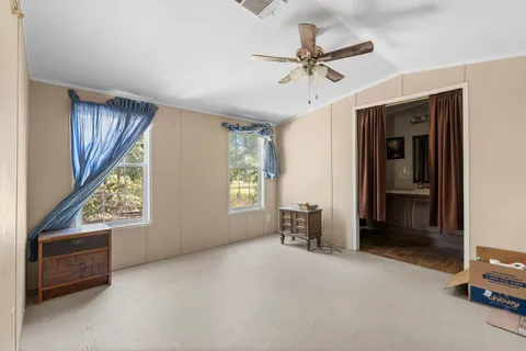 $405,000 | 3115 Chuckwagon Road, Luling, TX 78648