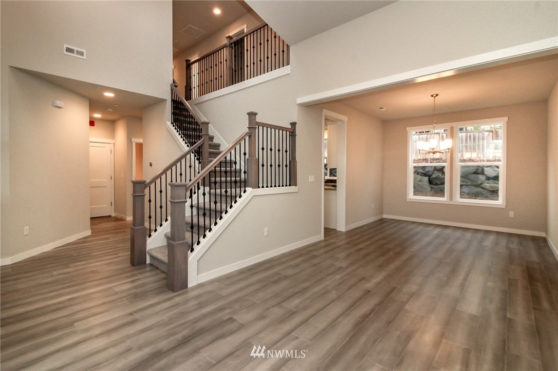 17106 113th Avenue Southeast Renton, WA 98055 - Photo 9 of 25 Gallery Image 9