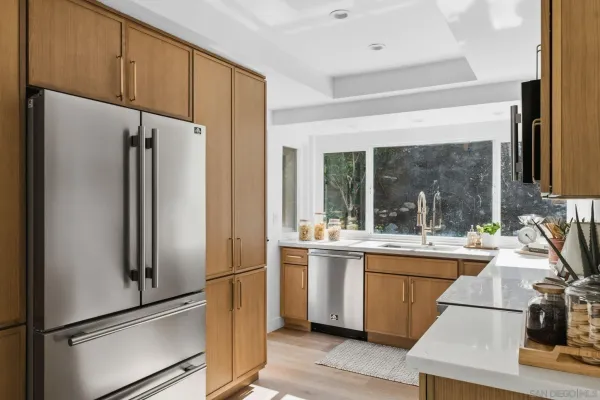 $1,997,000 | 725 Santa Florencia, Solana Beach, CA 92075