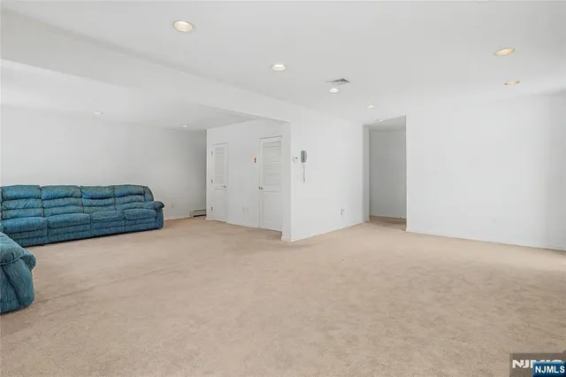 $5,500 | 1 Louis Street, Saddle Brook, NJ 07663