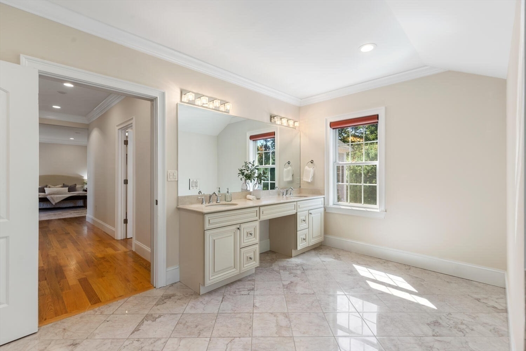 1 Tricorne Road Lexington, MA 02421 - Photo 25 of 41