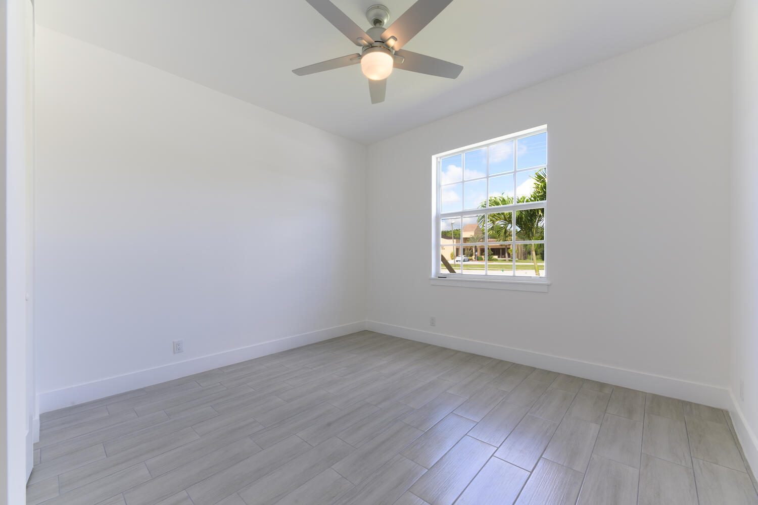 18058 Limestone Creek Road Jupiter, FL 33458 - Photo 18 of 30 18050 Limestone Creek Rd-large-011-006-D