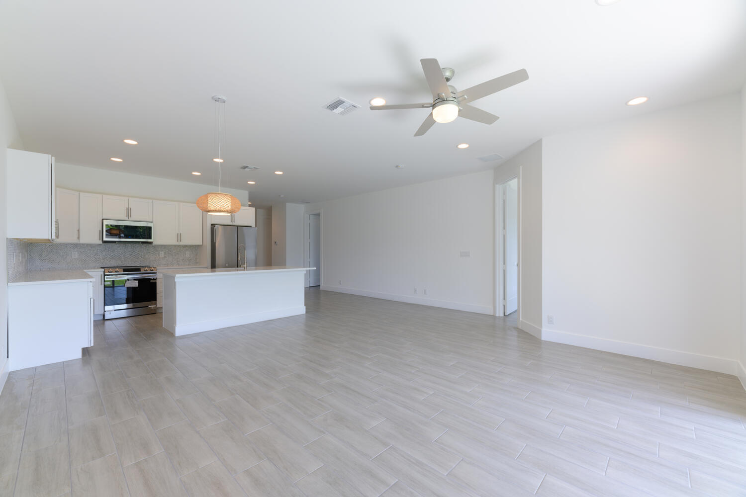 18058 Limestone Creek Road Jupiter, FL 33458 - Photo 9 of 30 18050 Limestone Creek Rd-large-019-015-D