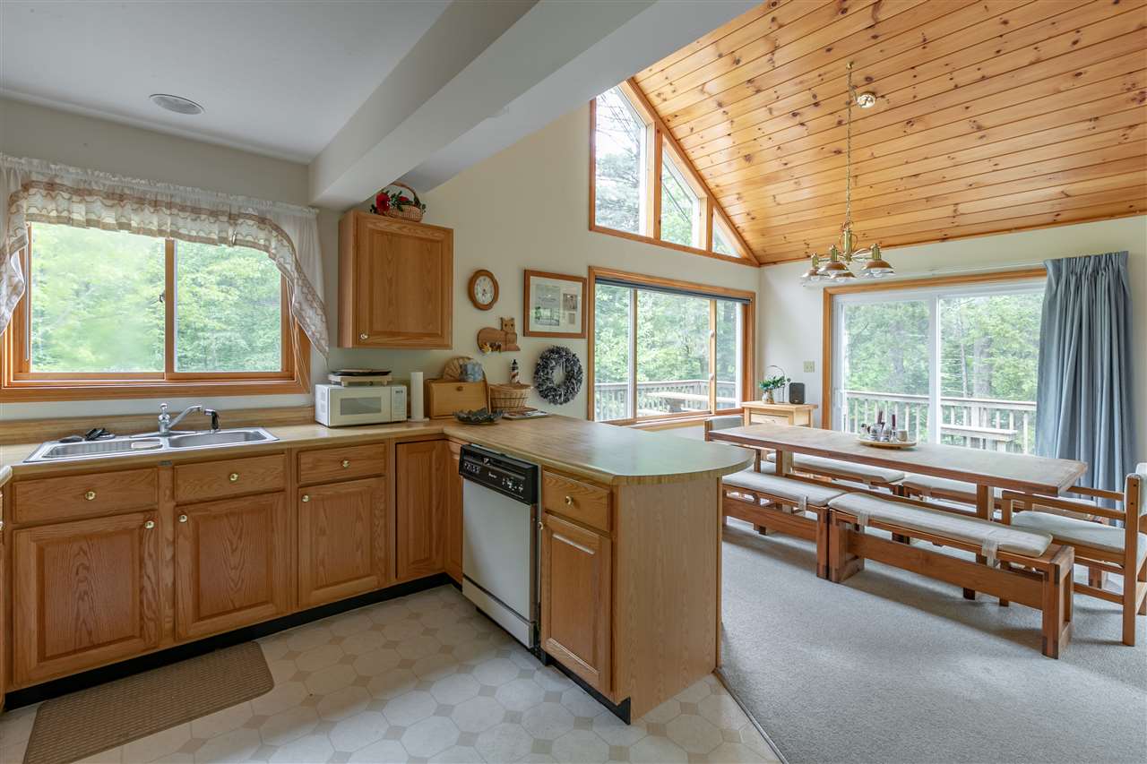 37 Beacon Hill Road Thornton, NH 03285 - Photo 5 of 39