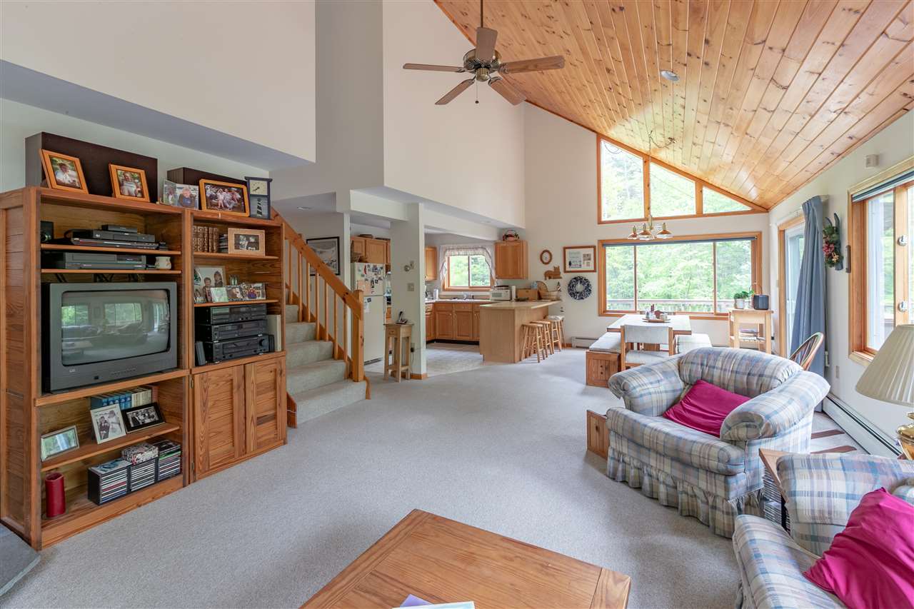 37 Beacon Hill Road Thornton, NH 03285 - Photo 6 of 39
