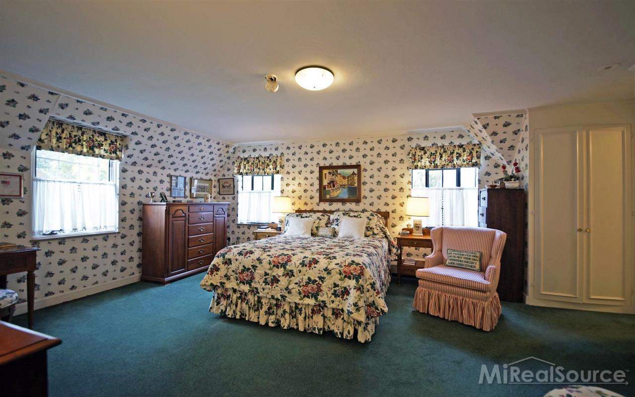 126 Moran Road Grosse Pointe Farms, MI 48236 - Photo 20 of 29