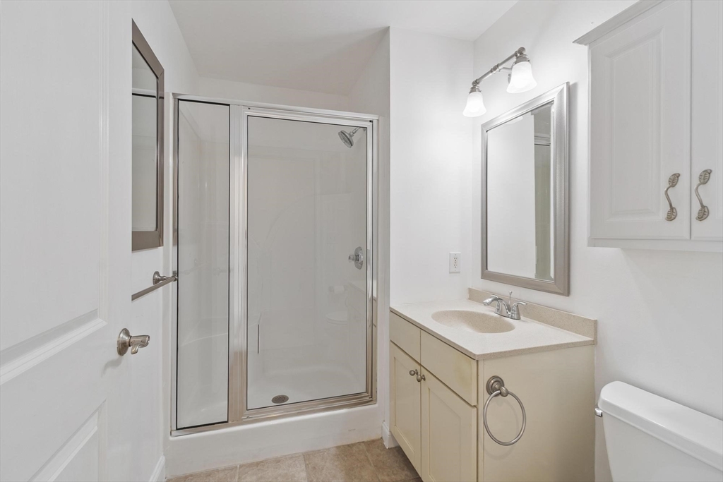 10 Crowninshield Street, Unit 303 Peabody, MA 01960 - Photo 20 of 32