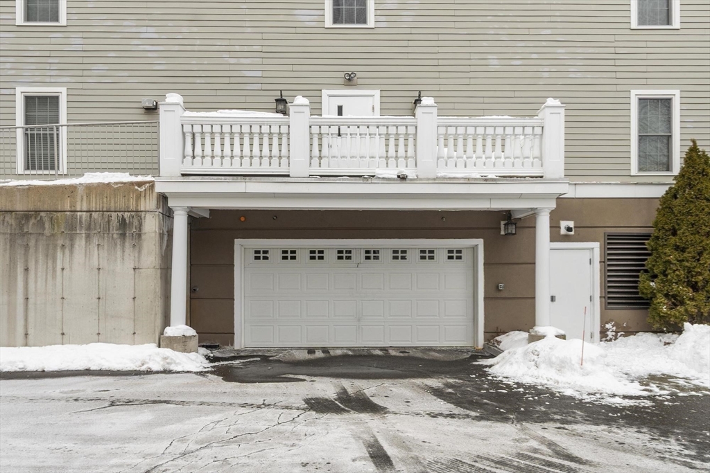 10 Crowninshield Street, Unit 303 Peabody, MA 01960 - Photo 26 of 32