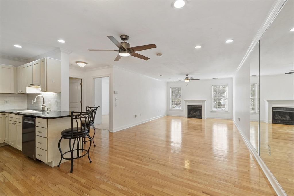 10 Crowninshield Street, Unit 303 Peabody, MA 01960 - Photo 8 of 32