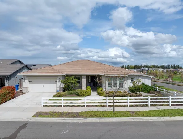 $900,000 | 2791 East Tuolumne Road, Turlock, CA 95382