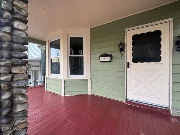 $200,000 | 9 House Avenue, Troy, NY 12180