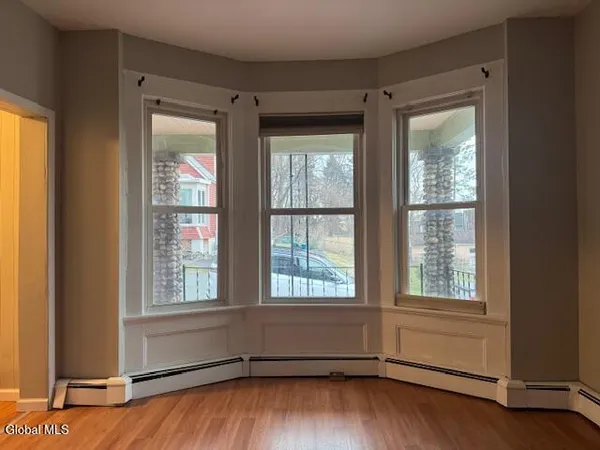 $200,000 | 9 House Avenue, Troy, NY 12180