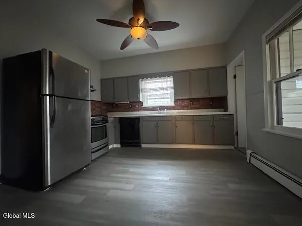 $200,000 | 9 House Avenue, Troy, NY 12180