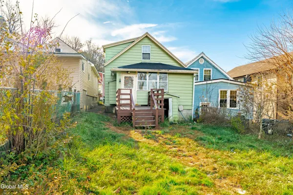 $200,000 | 9 House Avenue, Troy, NY 12180