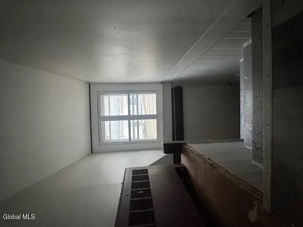 $200,000 | 9 House Avenue, Troy, NY 12180