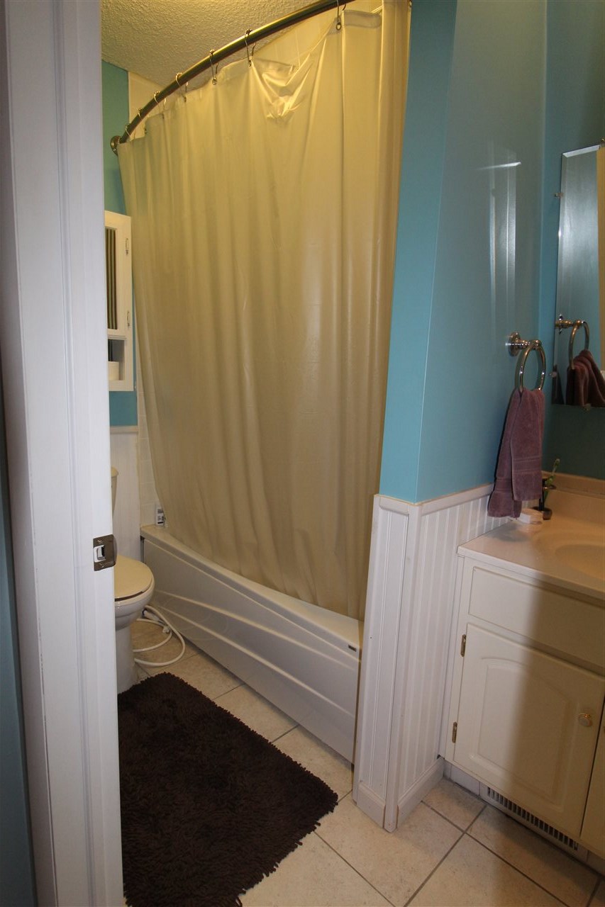 1324 West Lake Road Clio, MI 48420 - Photo 17 of 33 50022366-17.JPG