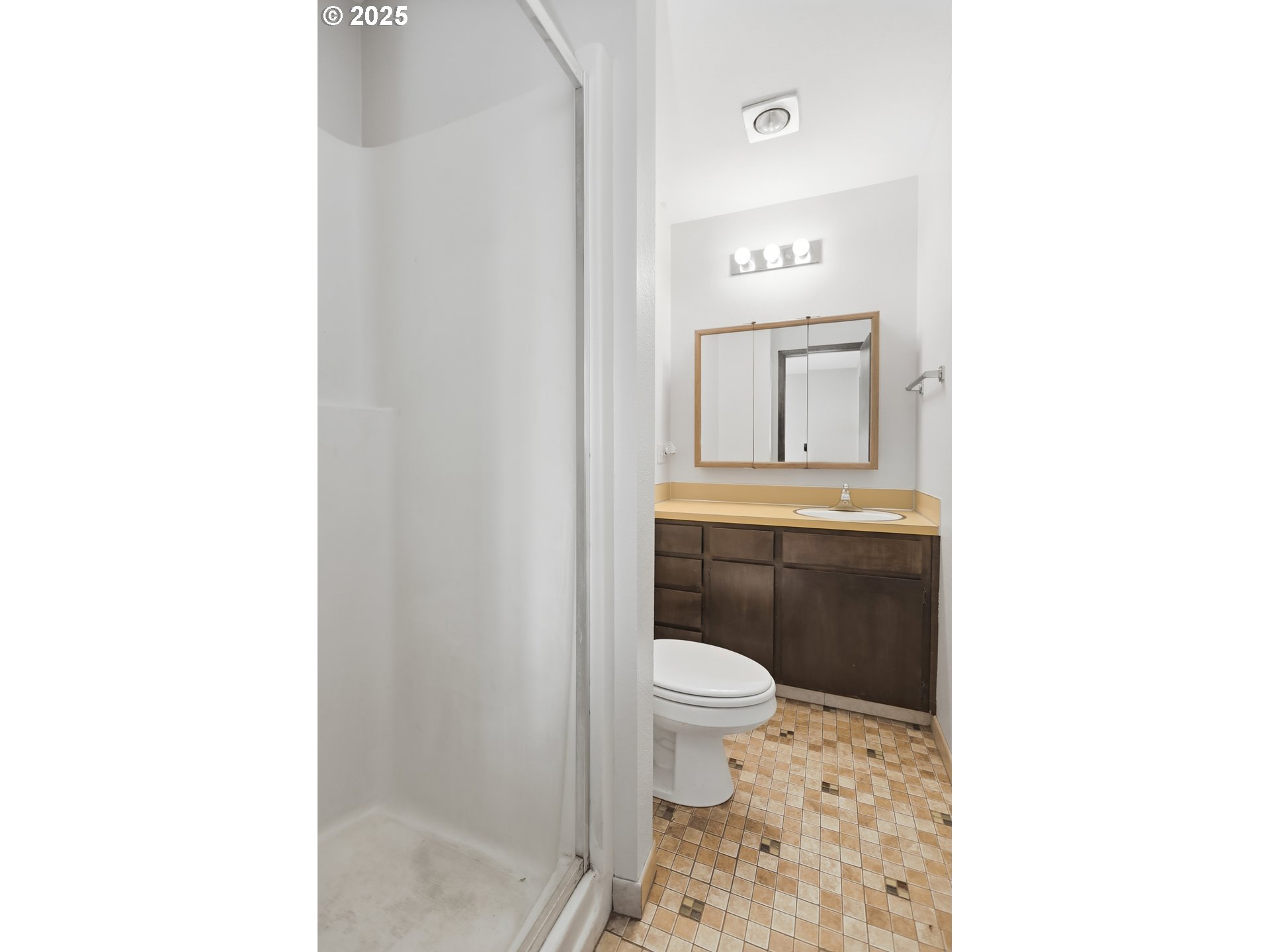 512 6th Street Wasco, OR 97065 - Photo 22 of 45 a bathroom with a sink a toilet and mirror