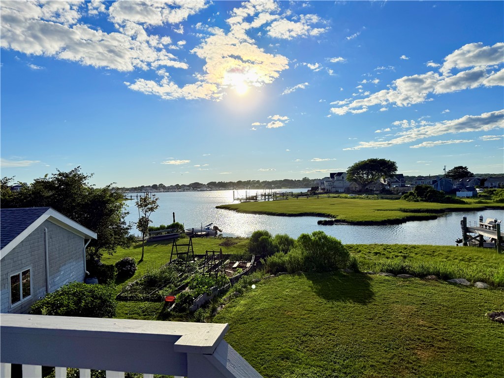 26 Conch Road Narragansett, RI 02882 - Photo 4 of 26