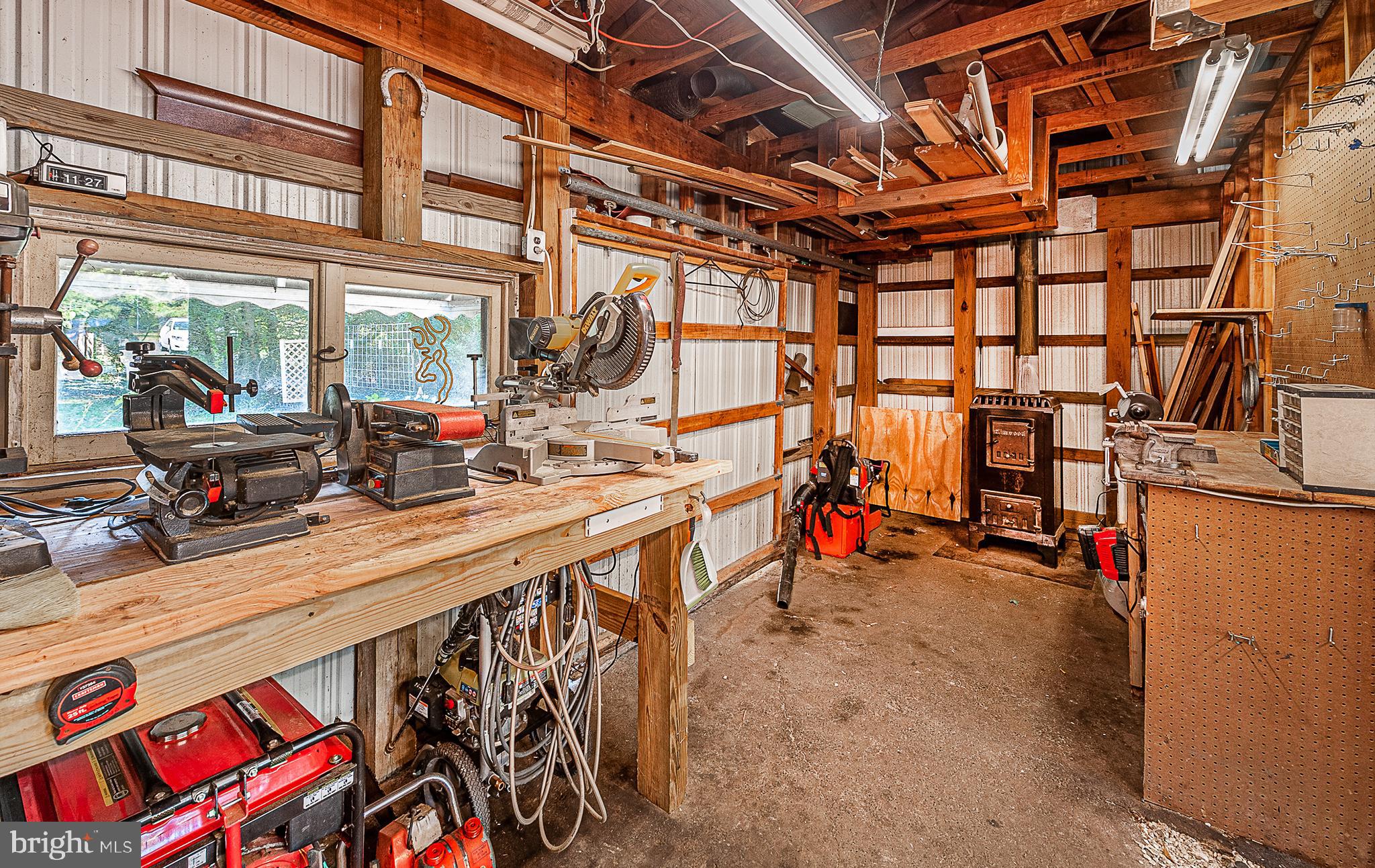 433 Radix Road Williamstown, NJ 08094 - Photo 21 of 32 Garage