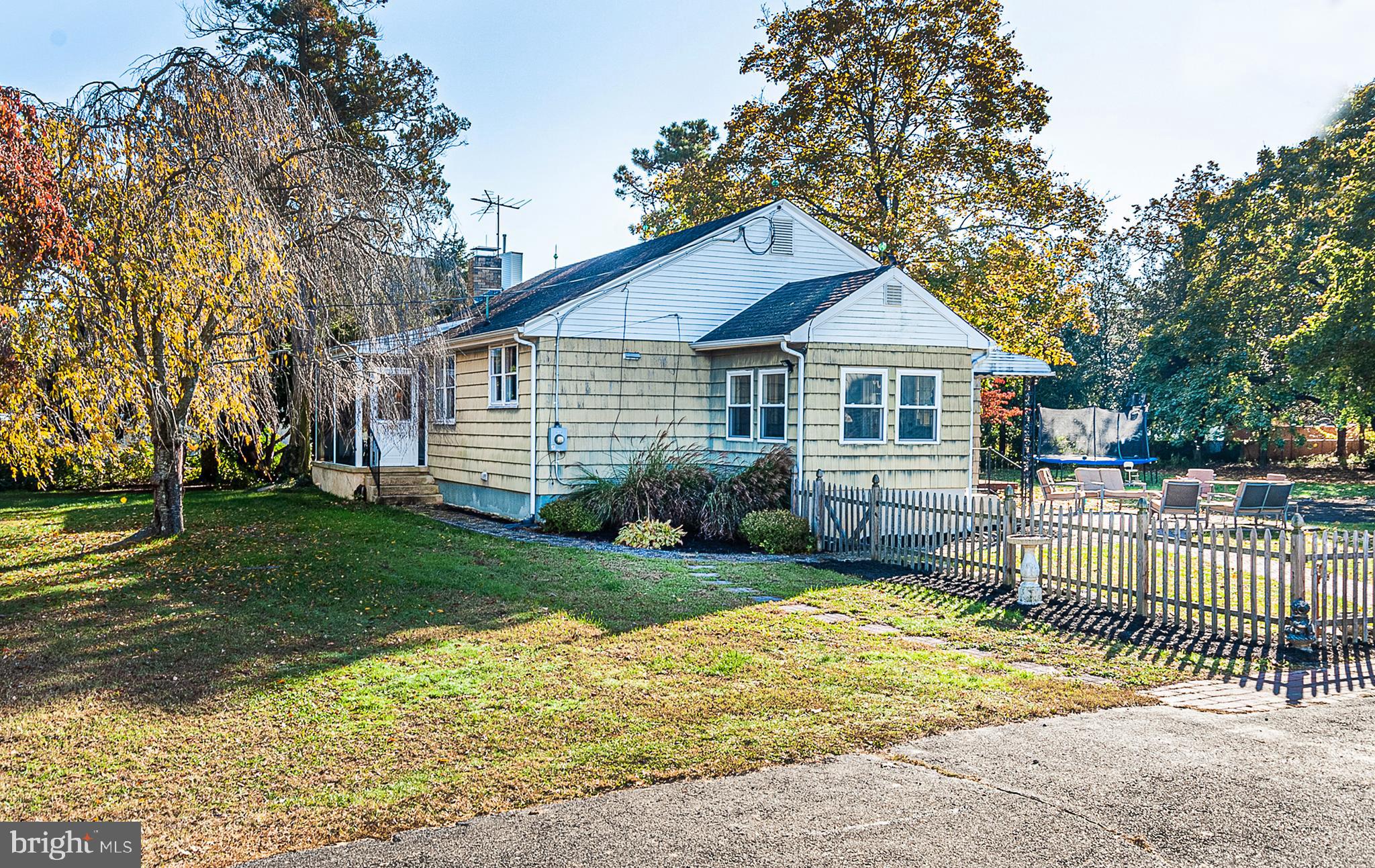 433 Radix Road Williamstown, NJ 08094 - Photo 32 of 32 Front/Side