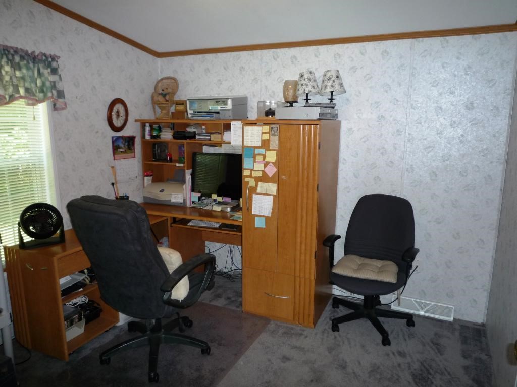 4 Pond Road Raymond, NH 03077 - Photo 12 of 21