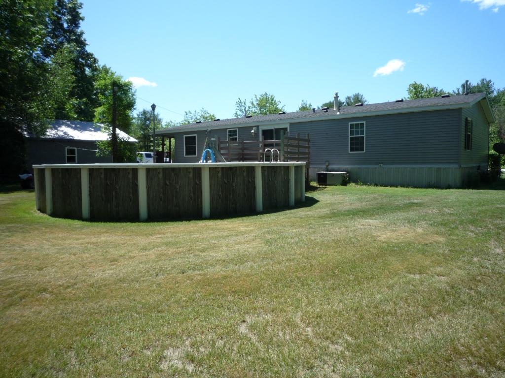 4 Pond Road Raymond, NH 03077 - Photo 17 of 21