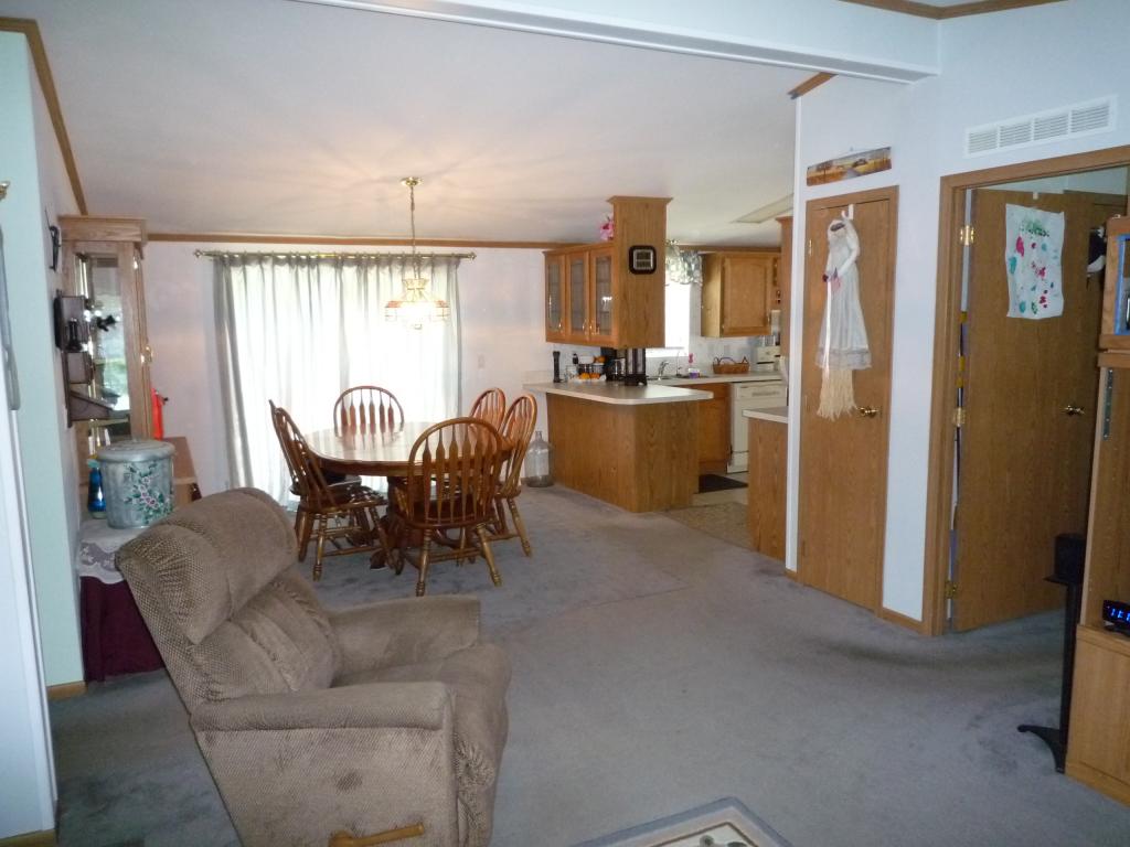 4 Pond Road Raymond, NH 03077 - Photo 5 of 21