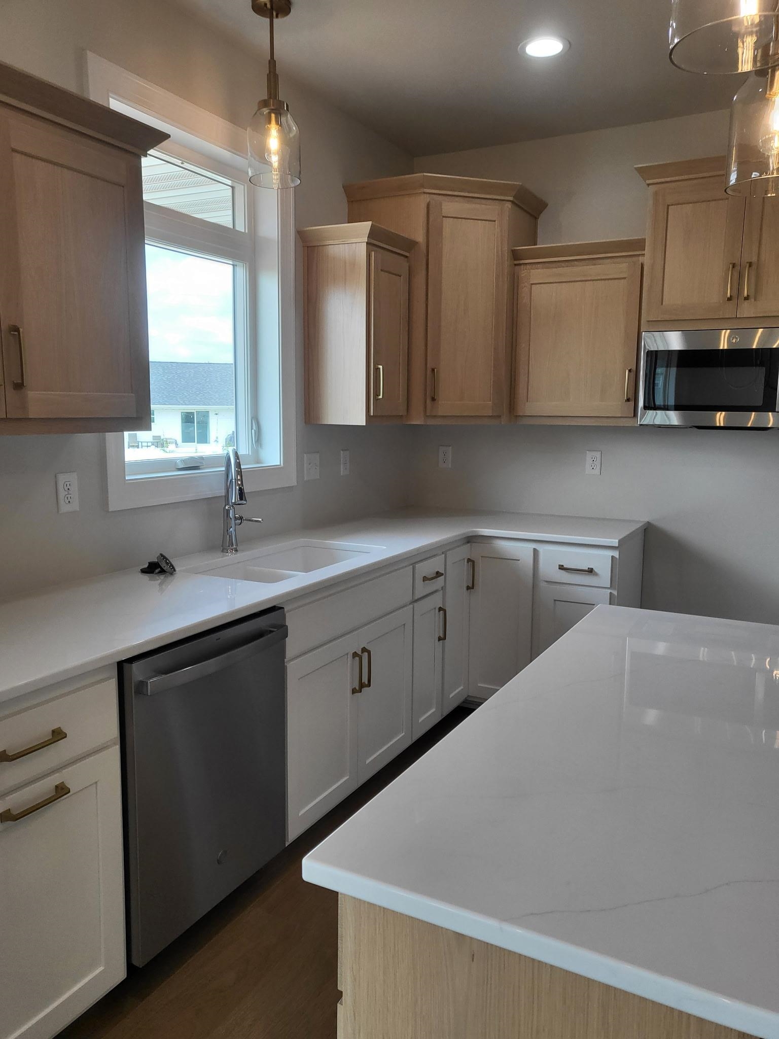 2520 Kilrush Road De Pere, WI 54115 - Photo 3 of 17 Gallery Image 3
