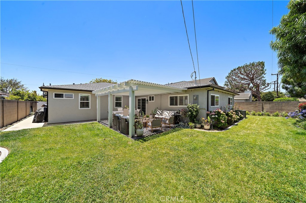 8741 La Roca Avenue Fountain Valley, CA 92708 - Photo 35 of 50 Wrap-around backyard
