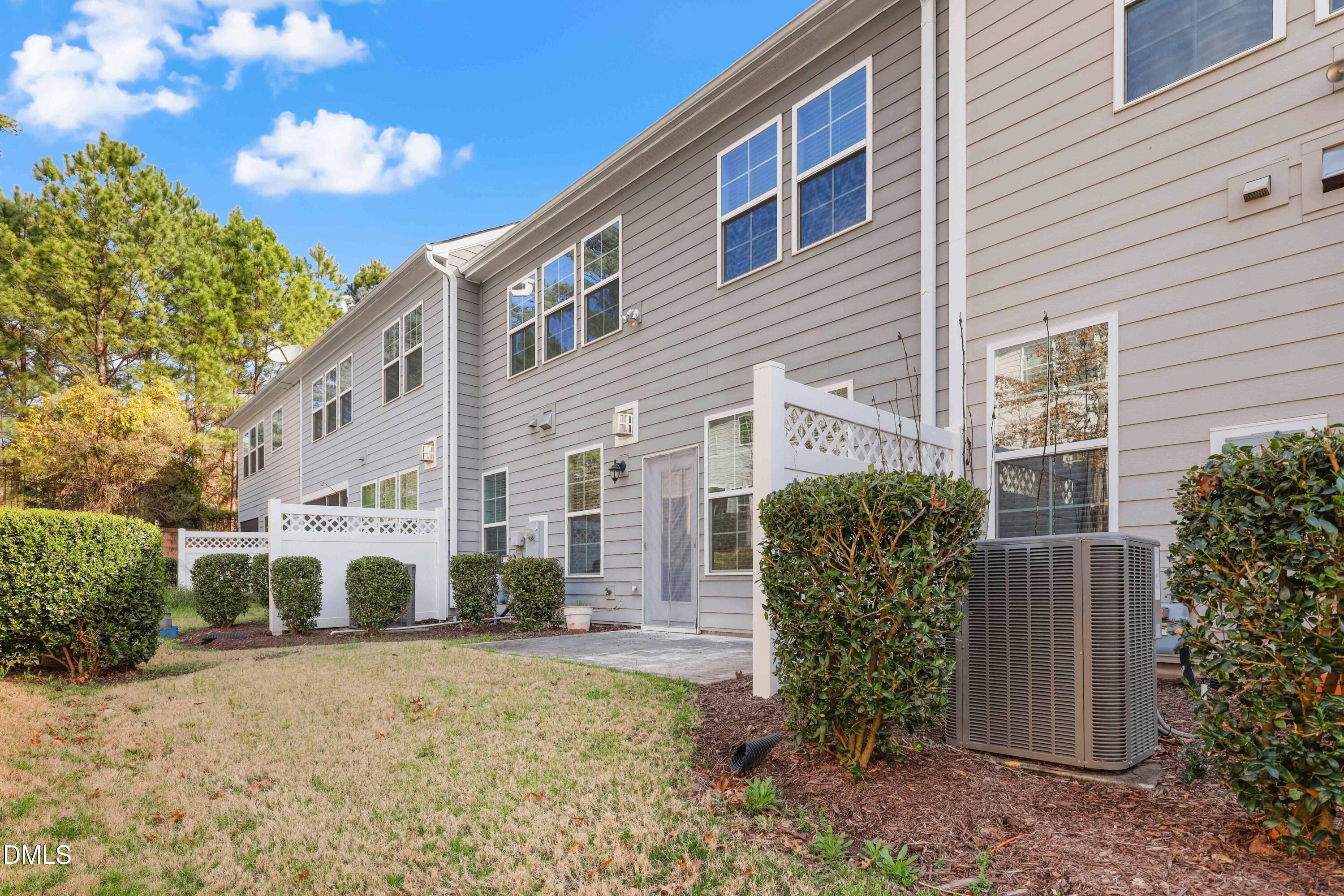 1109 Laurel Twist Road Cary, NC 27513 - Photo 35 of 37 37