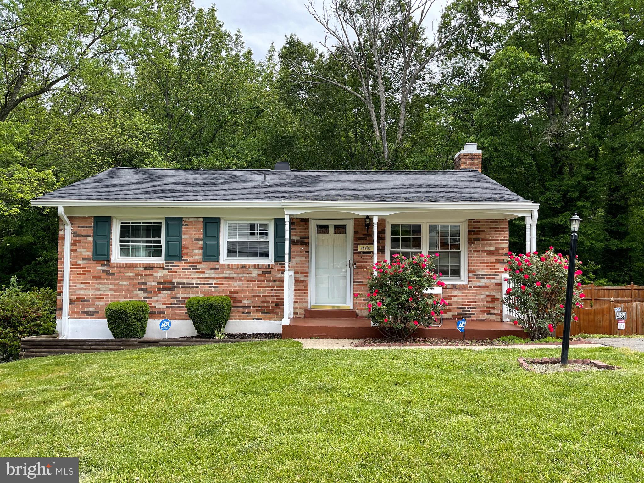 14507 Fullerton Road Woodbridge, VA 22193 - Photo 1 of 27 Gallery Image 1