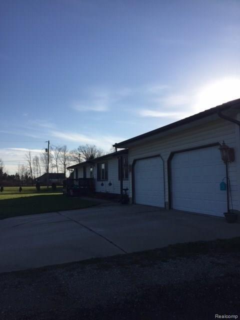 7238 Elms Road Swartz Creek, MI 48473 - Photo 3 of 70 IMG_4686.JPG