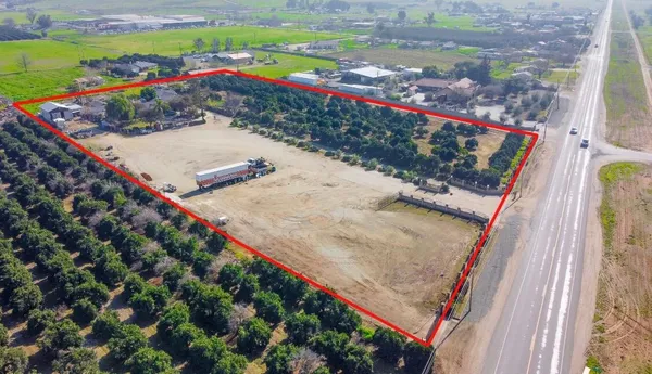 $810,000 | 18234 Orange Belt Drive, Porterville, CA 93257