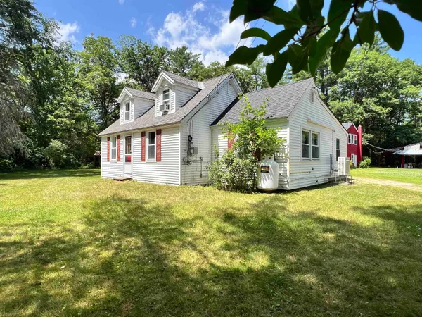$374,900 | 5 Holton Crossing Road, Deering, NH 03244