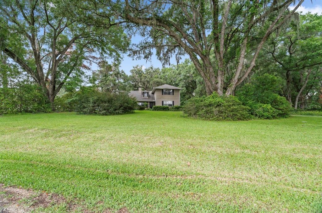 4370 Southeast 26th Terrace Road Ocala, FL 34480 - Photo 3 of 20
