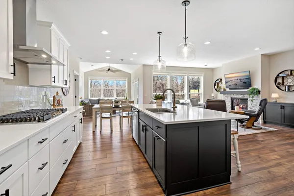 $609,000 | 309 2nd Street Southeast, St. Michael, MN 55376