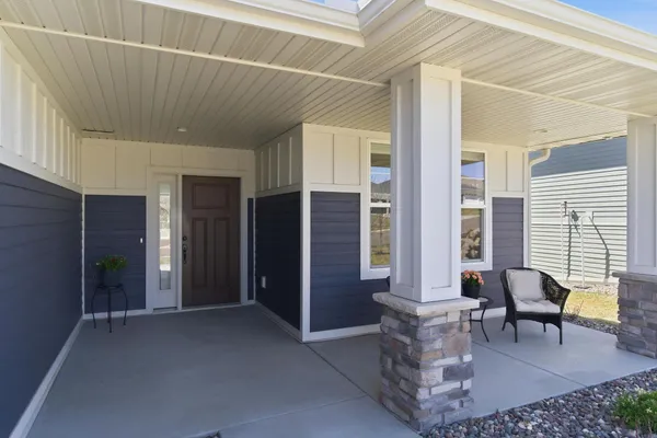 $609,000 | 309 2nd Street Southeast, St. Michael, MN 55376