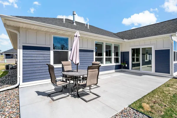 $609,000 | 309 2nd Street Southeast, St. Michael, MN 55376