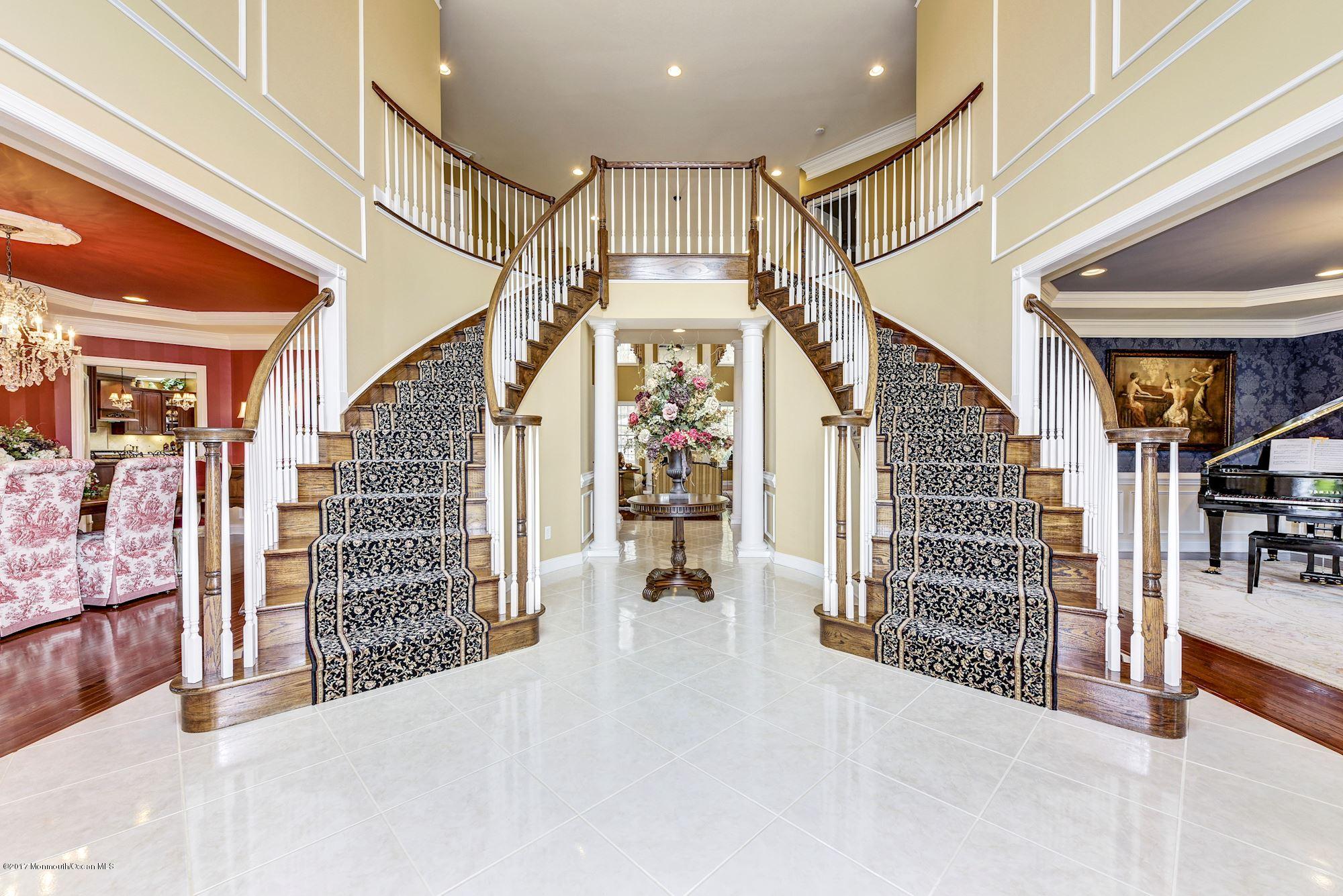 11 Rockingham Court Manalapan, NJ 07726 - Photo 2 of 36 008_11_Rockingham_Ct_193873_237695