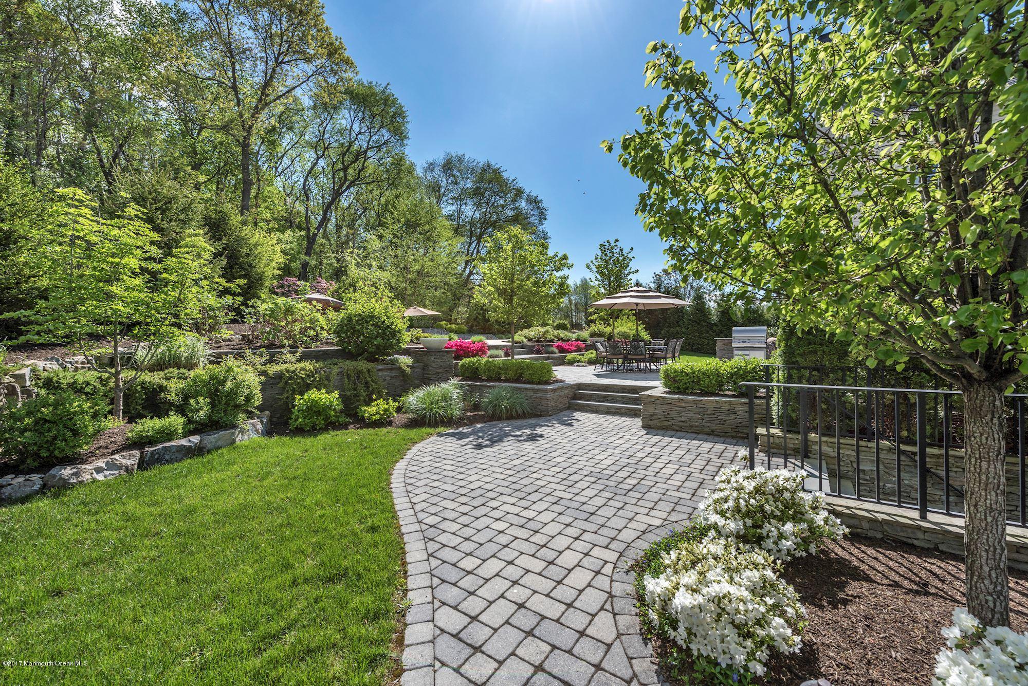11 Rockingham Court Manalapan, NJ 07726 - Photo 33 of 36 090_11_Rockingham_Ct_193873_240982