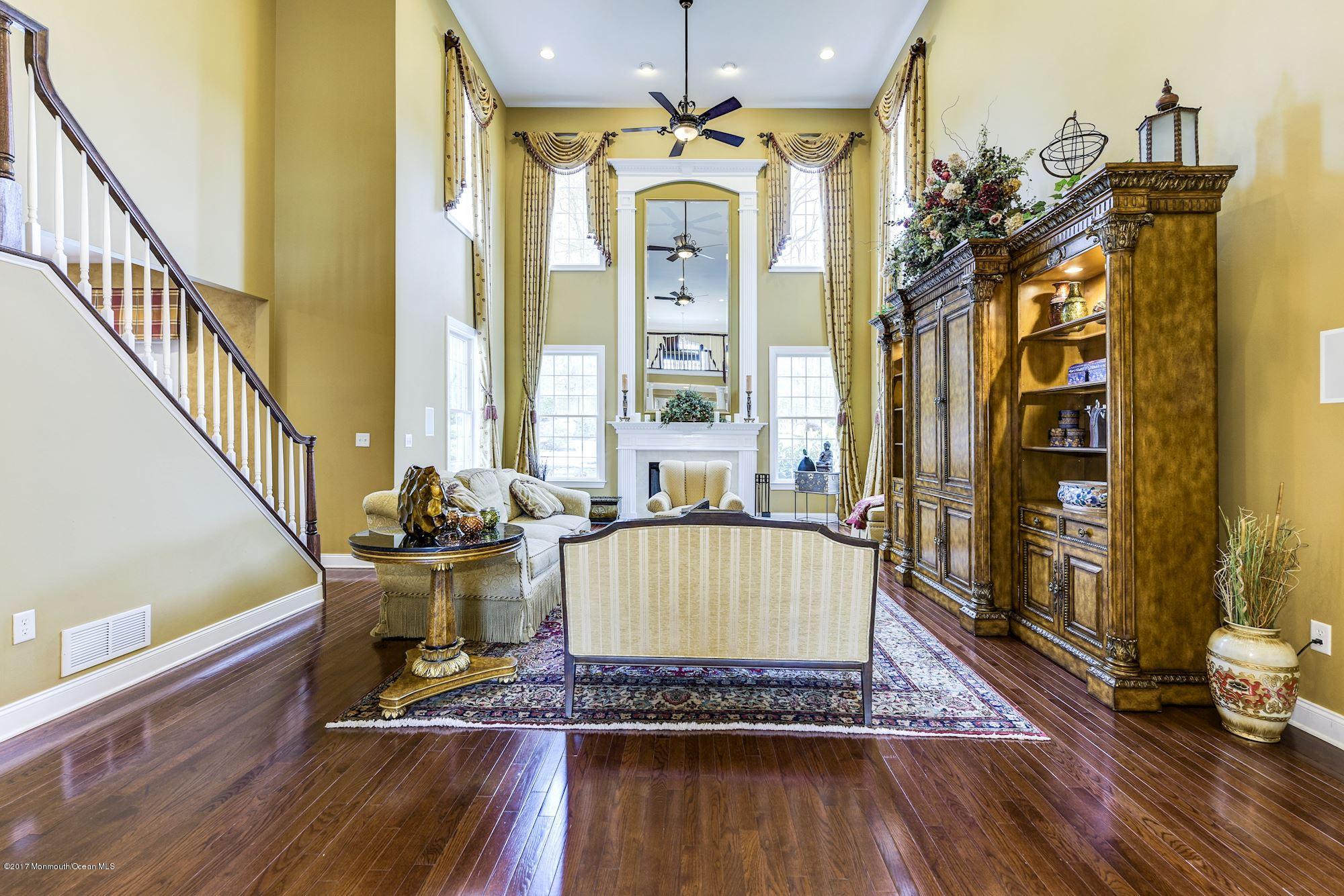 11 Rockingham Court Manalapan, NJ 07726 - Photo 5 of 36 016_11_Rockingham_Ct_193873_237695