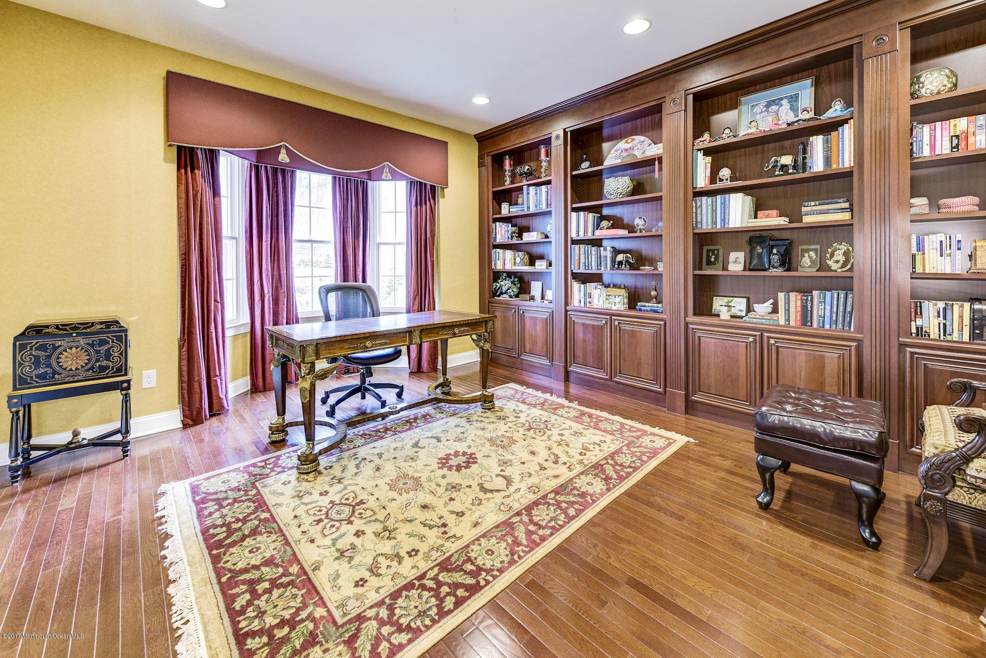 11 Rockingham Court Manalapan, NJ 07726 - Photo 10 of 36 012_11_Rockingham_Ct_193873_237695