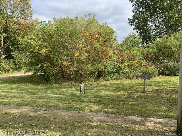8023 Seneca Street Goodrich, MI 48438 - Photo 2 of 3