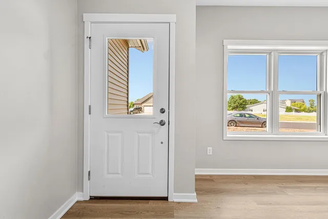 $299,900 | 605 Northwood Place, Janesville, MN 56048