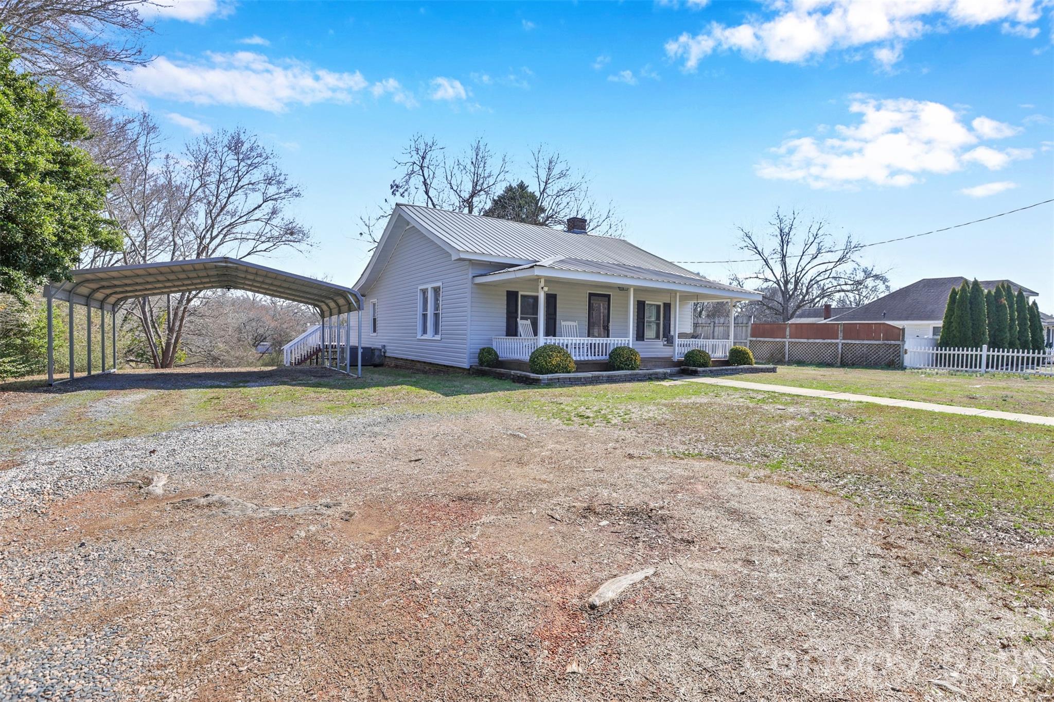 606 Ridge Street Albemarle, NC 28001 - Photo 2 of 48